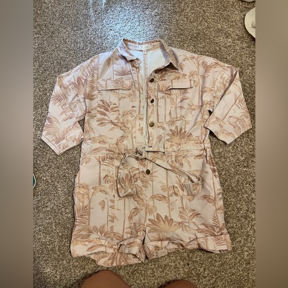 Ted Baker London Riiaana Romper size 2 Collared Button down quiet luxury - Picture 3 of 14